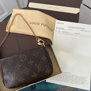 Authentic mini pochette